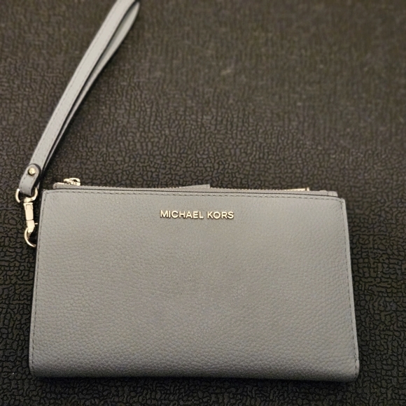 MICHAEL Michael Kors Handbags - Michael Kors Jet Set Large Double Zippered Wristlet